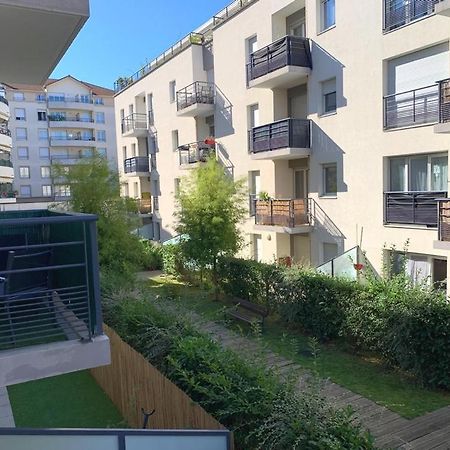 Appartement Beau studio tout confort au calme avec parking . à Villeurbanne Extérieur photo